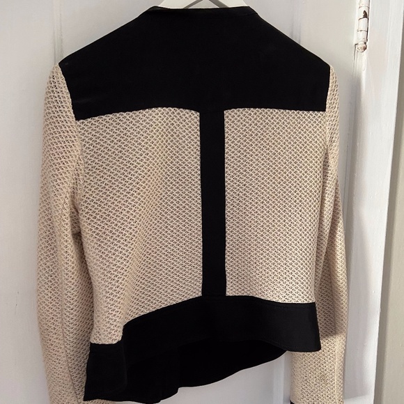 Spring nude blazer - Picture 2 of 3